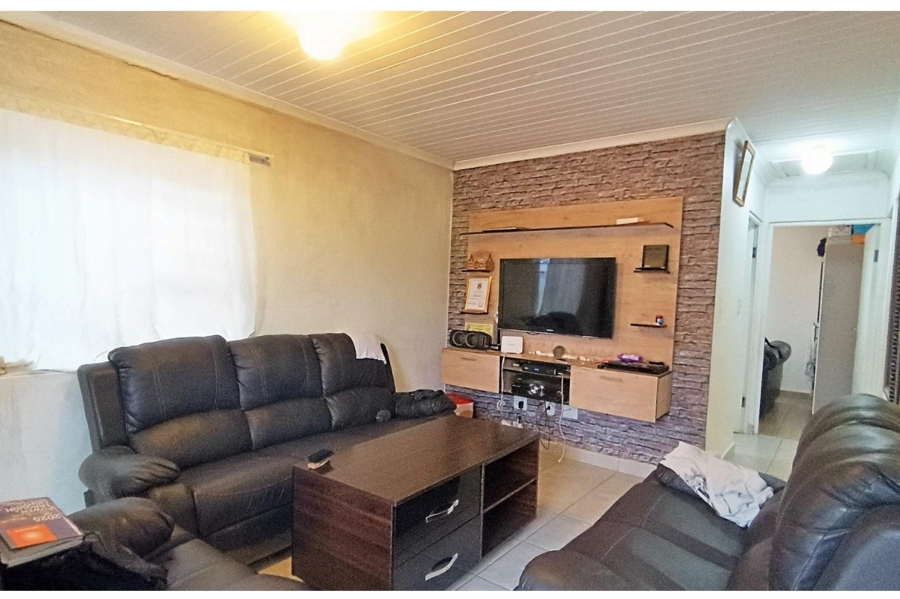3 Bedroom Property for Sale in Dalvale Western Cape